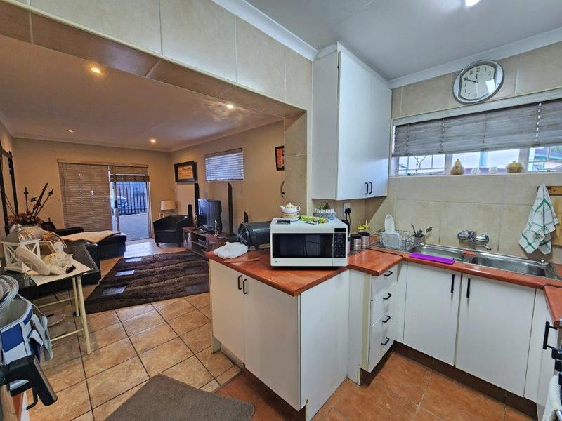4 Bedroom Property for Sale in Randhart Gauteng