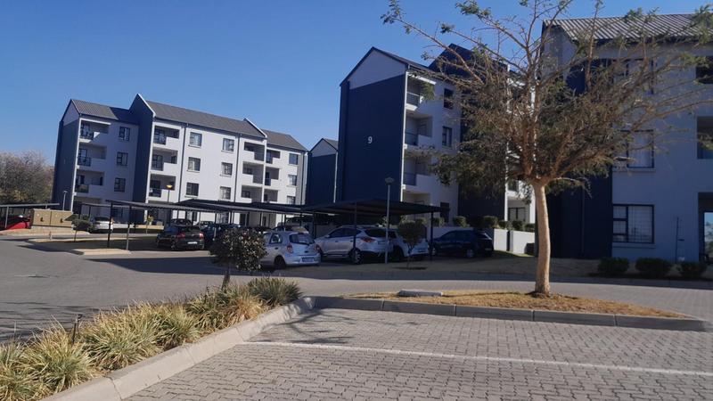 2 Bedroom Property for Sale in Glen Austin Gauteng