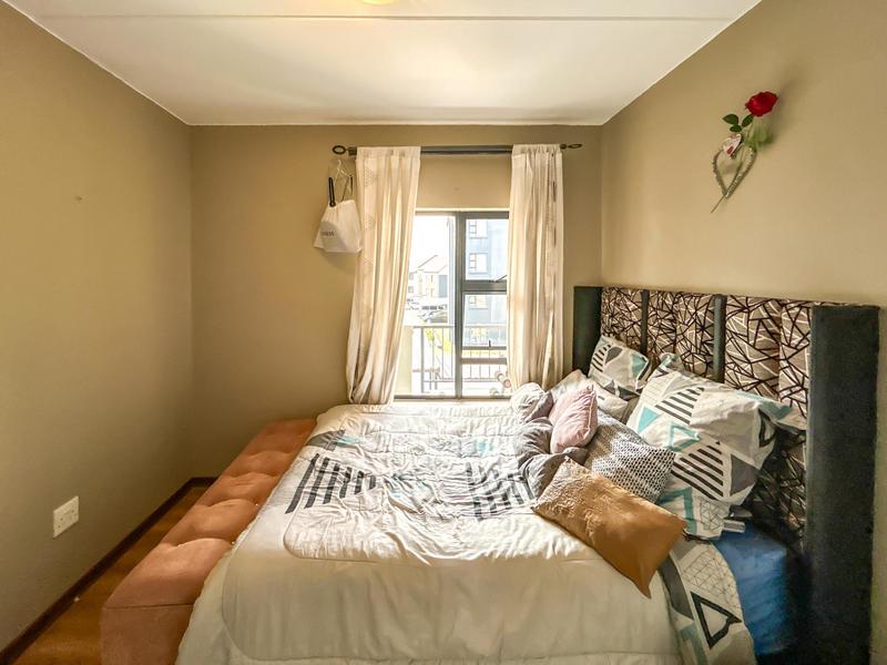 2 Bedroom Property for Sale in Glen Austin Gauteng