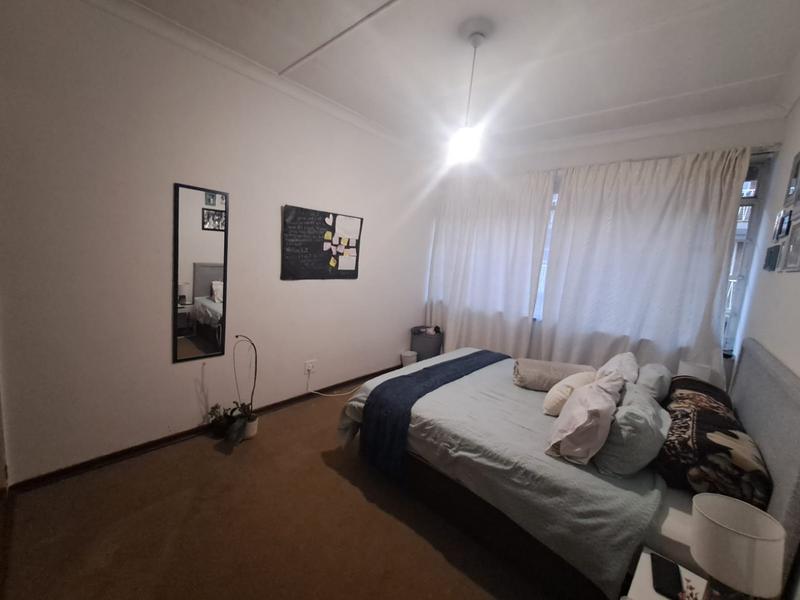 To Let 3 Bedroom Property for Rent in Florida Lake Gauteng