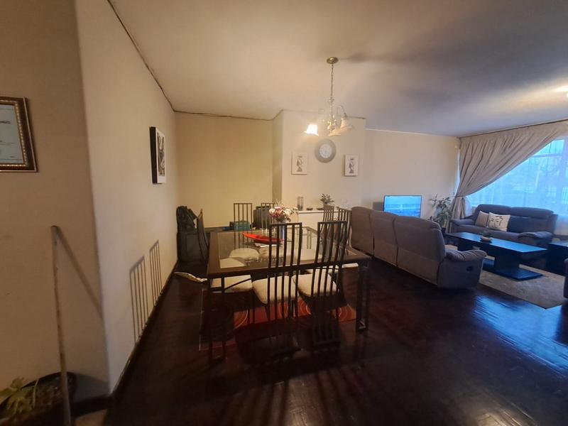 To Let 3 Bedroom Property for Rent in Florida Lake Gauteng