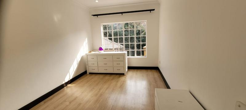 6 Bedroom Property for Sale in Glenvista Gauteng