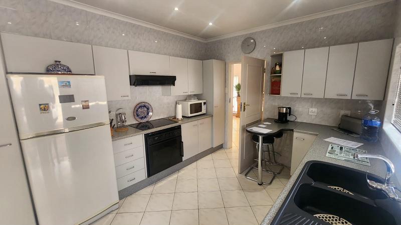 4 Bedroom Property for Sale in South Crest Gauteng