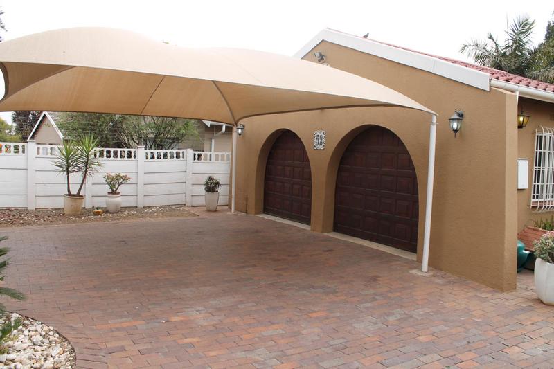 3 Bedroom Property for Sale in Eden Glen Gauteng