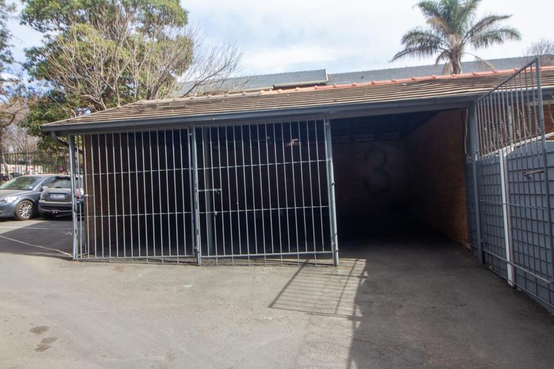 1 Bedroom Property for Sale in Kew Gauteng