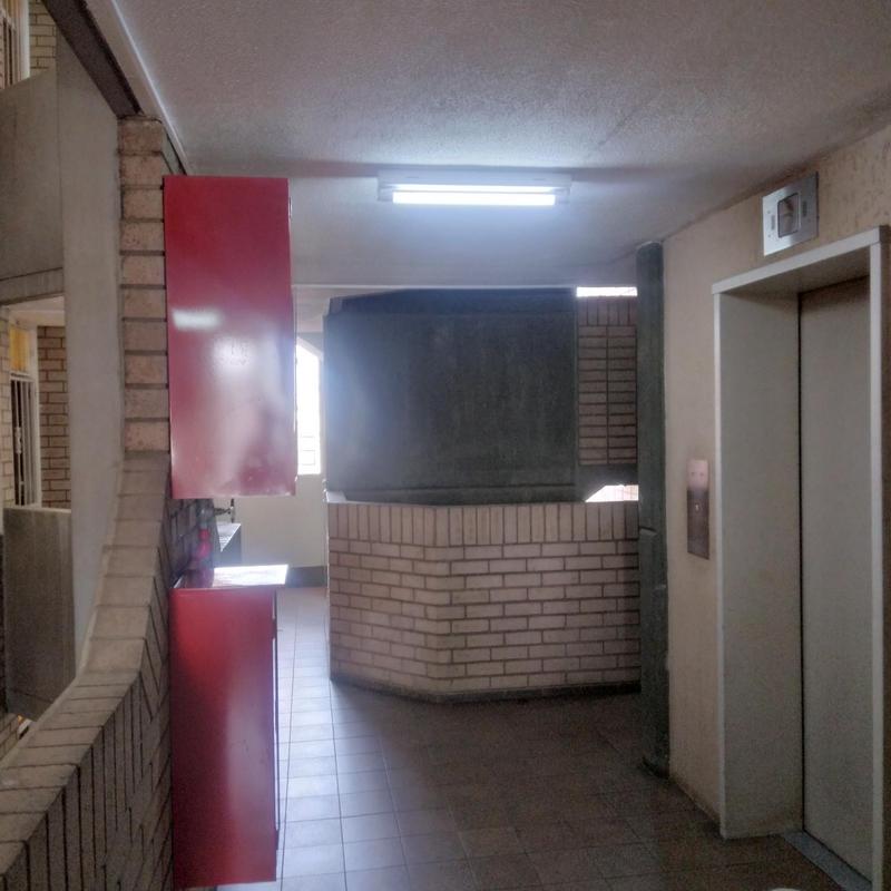 2 Bedroom Property for Sale in Sunnyside Gauteng