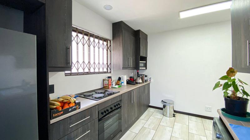 6 Bedroom Property for Sale in Marais Steyn Park Gauteng