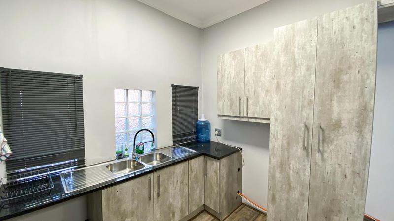 6 Bedroom Property for Sale in Marais Steyn Park Gauteng