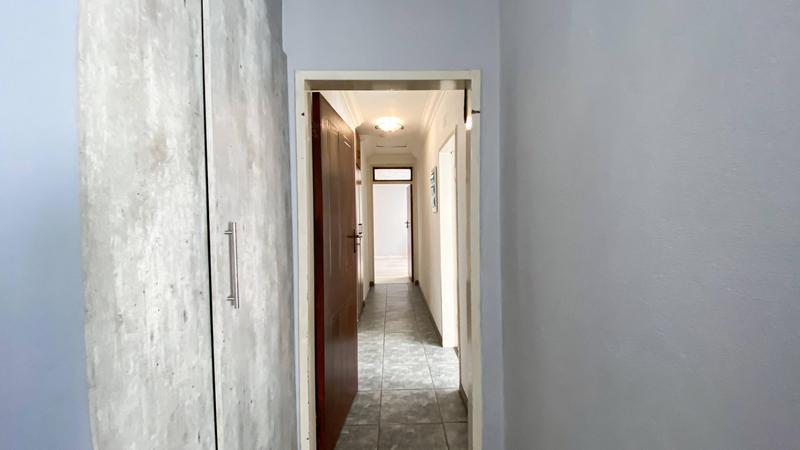 6 Bedroom Property for Sale in Marais Steyn Park Gauteng