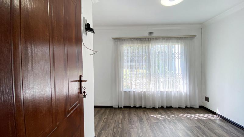 6 Bedroom Property for Sale in Marais Steyn Park Gauteng