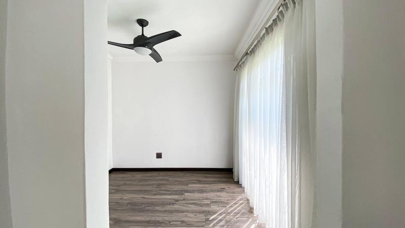 6 Bedroom Property for Sale in Marais Steyn Park Gauteng