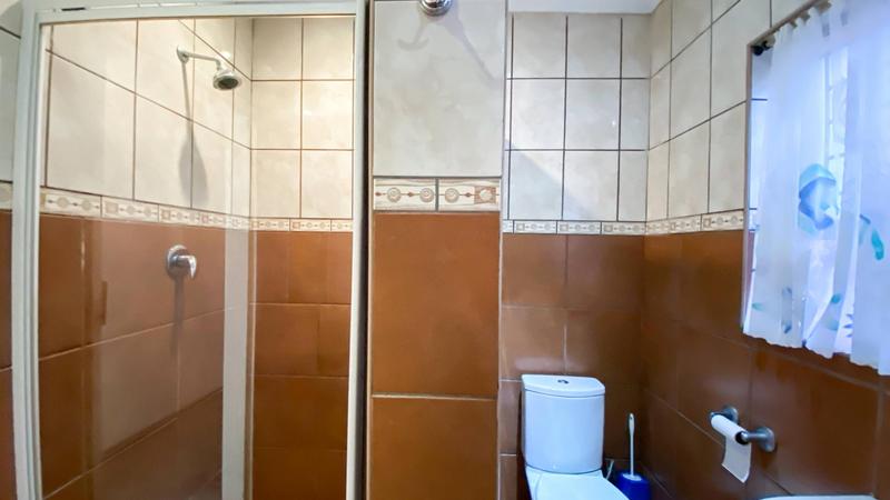 6 Bedroom Property for Sale in Marais Steyn Park Gauteng