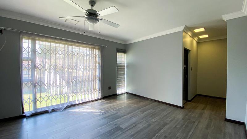 6 Bedroom Property for Sale in Marais Steyn Park Gauteng