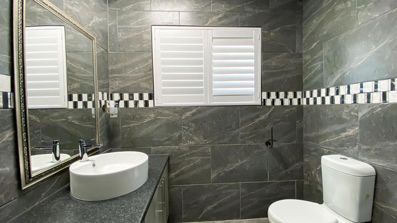 6 Bedroom Property for Sale in Marais Steyn Park Gauteng