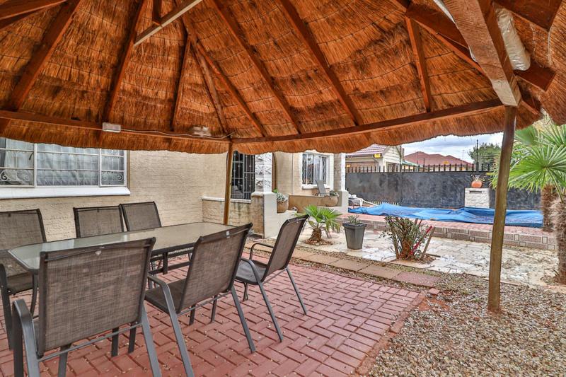 4 Bedroom Property for Sale in Malvern Gauteng