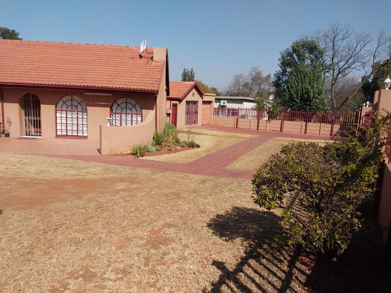 4 Bedroom Property for Sale in Erasmia Gauteng