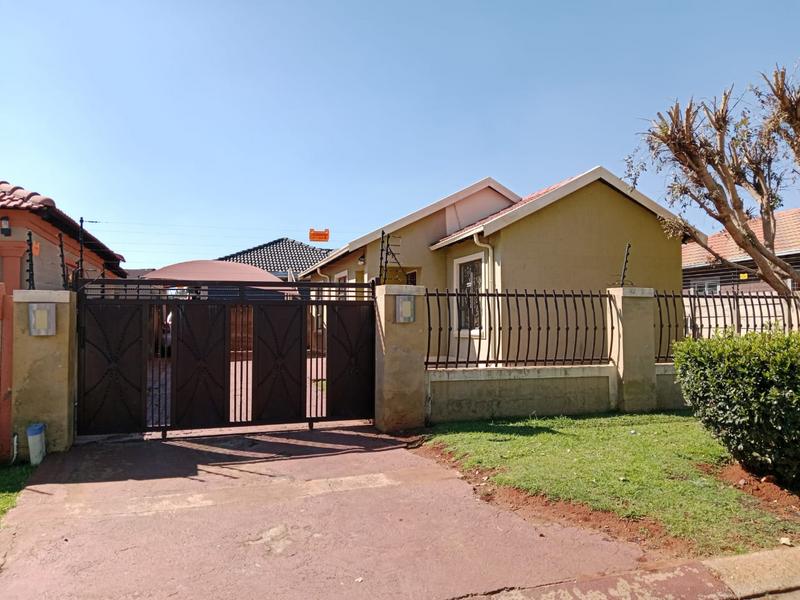 To Let 3 Bedroom Property for Rent in Dawn Park Gauteng