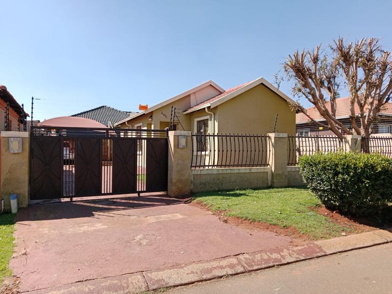 To Let 3 Bedroom Property for Rent in Dawn Park Gauteng
