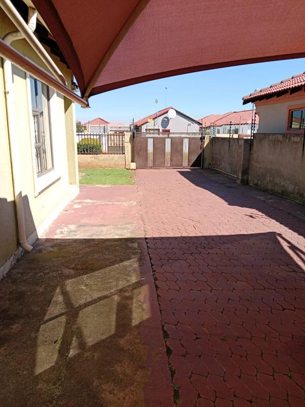 To Let 3 Bedroom Property for Rent in Dawn Park Gauteng