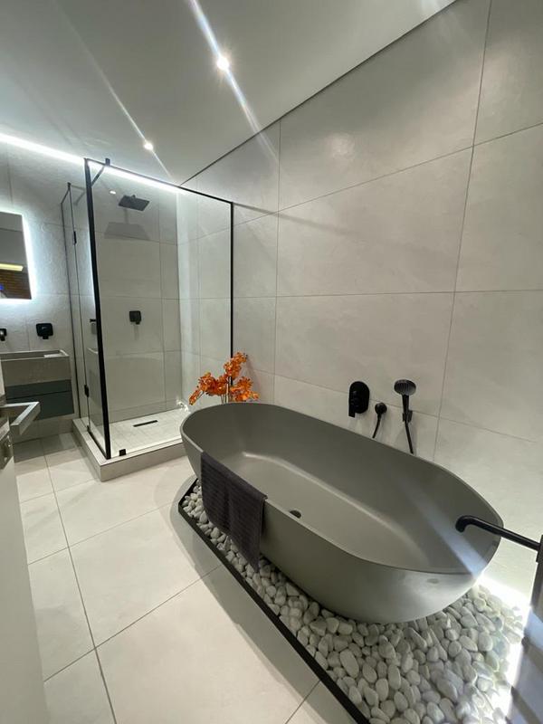 2 Bedroom Property for Sale in Fourways Gauteng