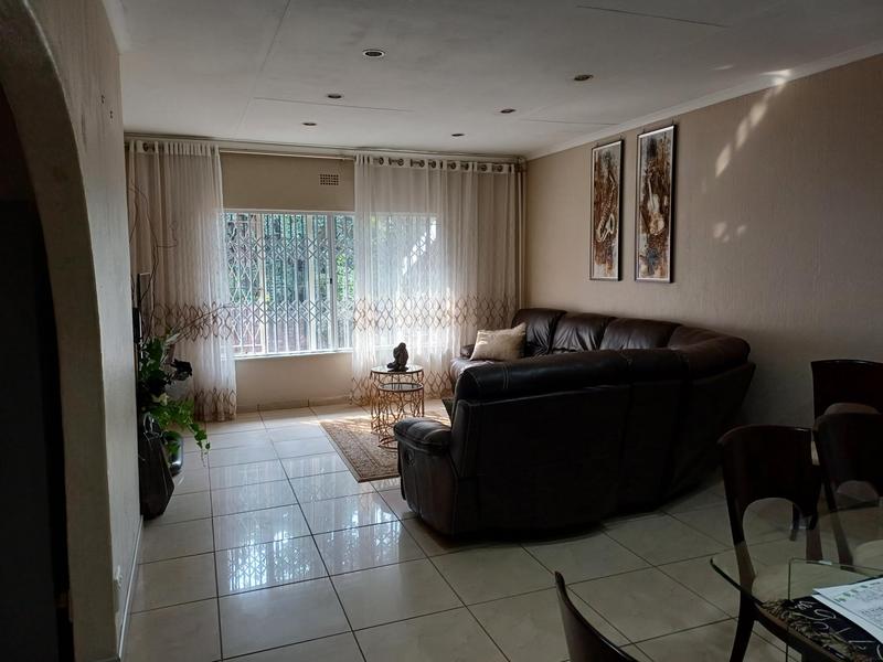To Let 2 Bedroom Property for Rent in Morning Hill Gauteng