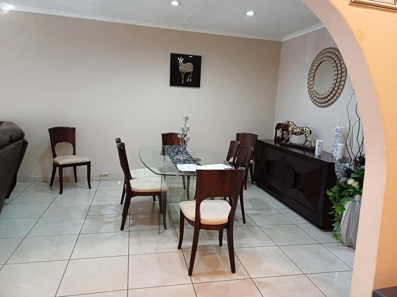 To Let 2 Bedroom Property for Rent in Morning Hill Gauteng