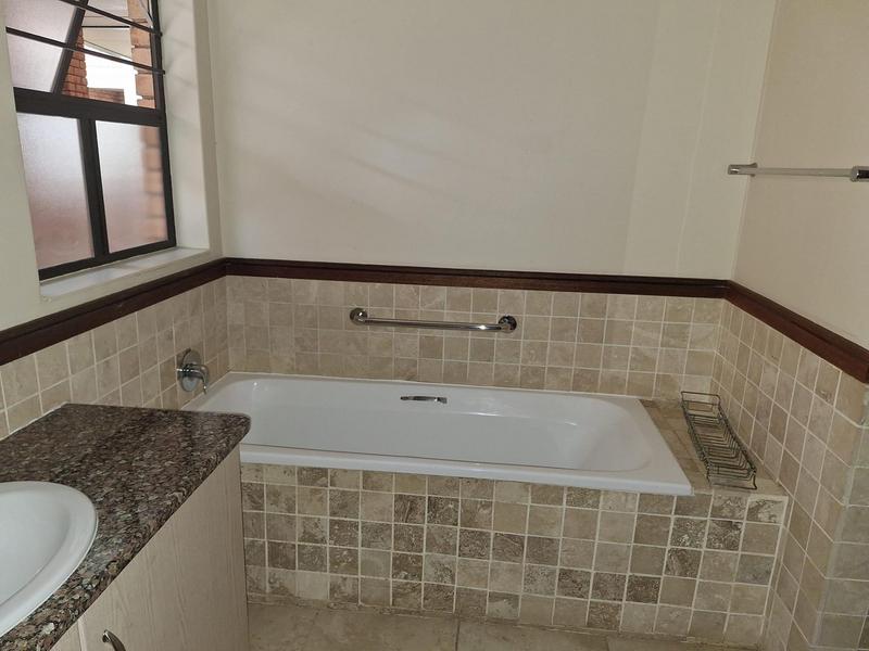 2 Bedroom Property for Sale in Newlands Gauteng