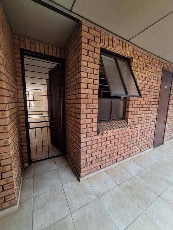 2 Bedroom Property for Sale in Newlands Gauteng