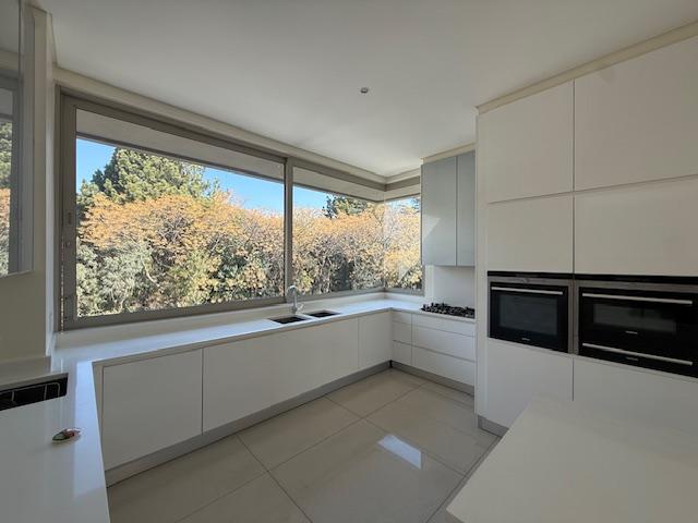 To Let 2 Bedroom Property for Rent in Morningside Gauteng