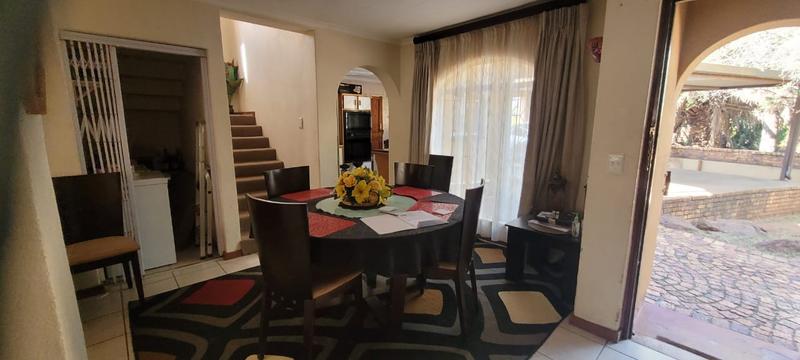 3 Bedroom Property for Sale in Glenvista Gauteng
