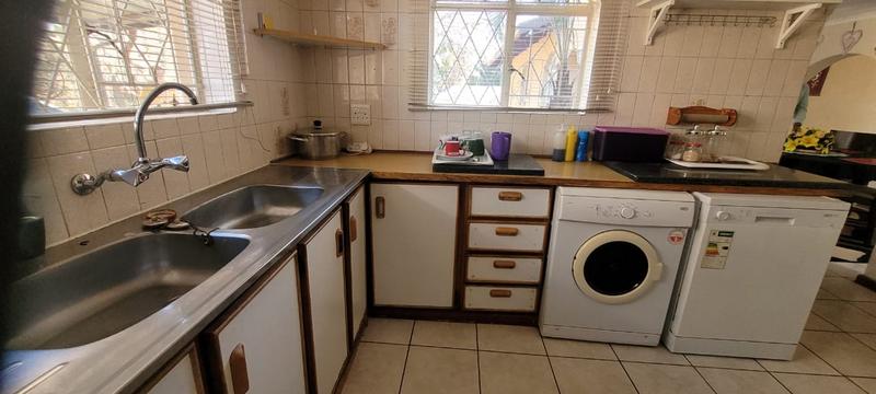 3 Bedroom Property for Sale in Glenvista Gauteng