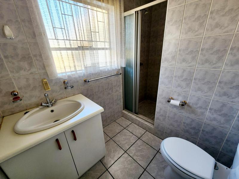 3 Bedroom Property for Sale in Vanderbijlpark SW 5 Gauteng