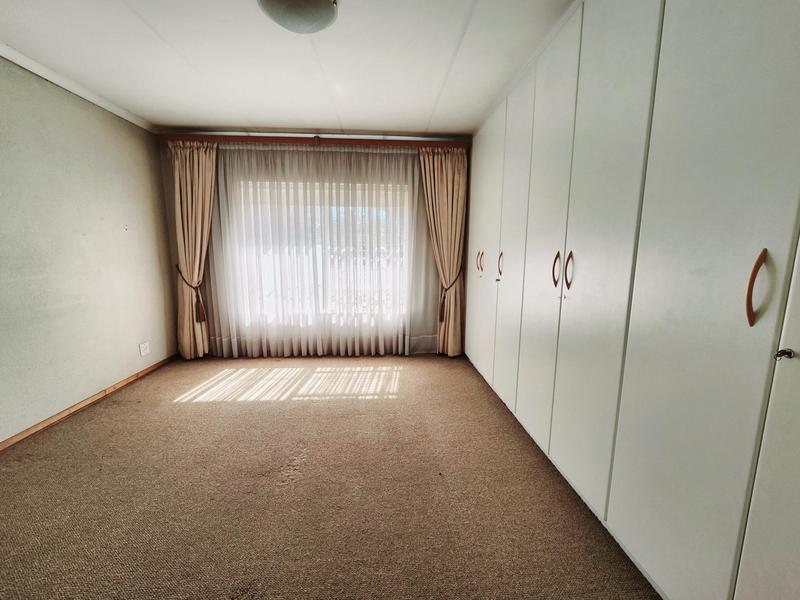3 Bedroom Property for Sale in Vanderbijlpark SW 5 Gauteng