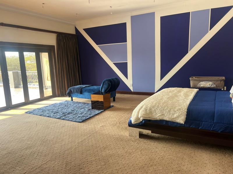 6 Bedroom Property for Sale in Mooikloof Gauteng