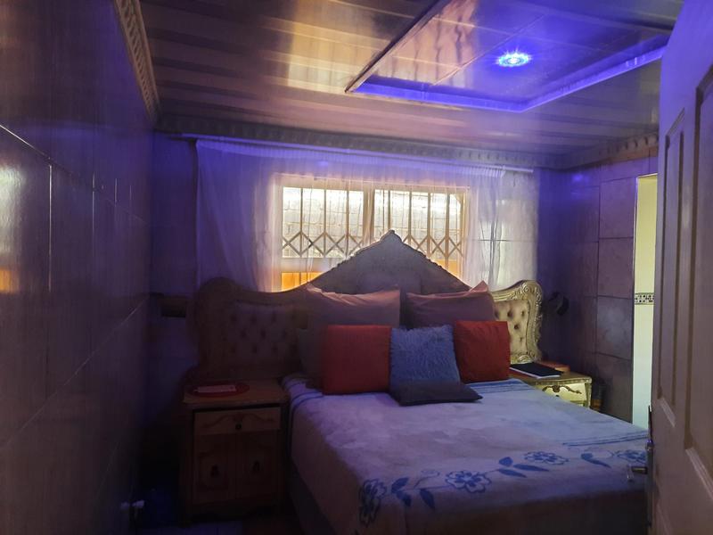 2 Bedroom Property for Sale in Lakeside Gauteng