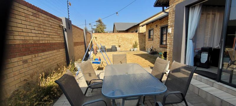 3 Bedroom Property for Sale in New Market Gauteng