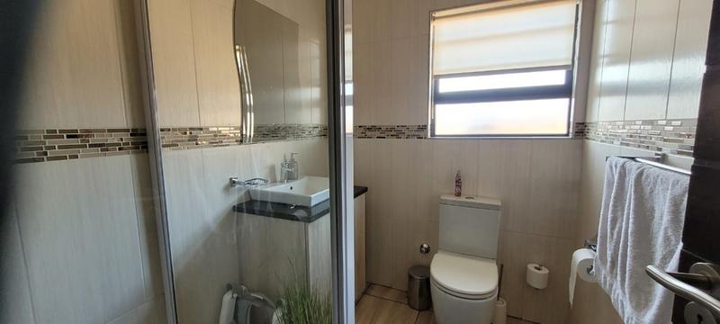 3 Bedroom Property for Sale in New Market Gauteng