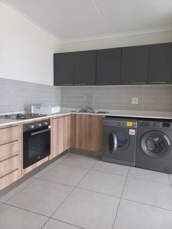 To Let 1 Bedroom Property for Rent in Modderfontein Gauteng