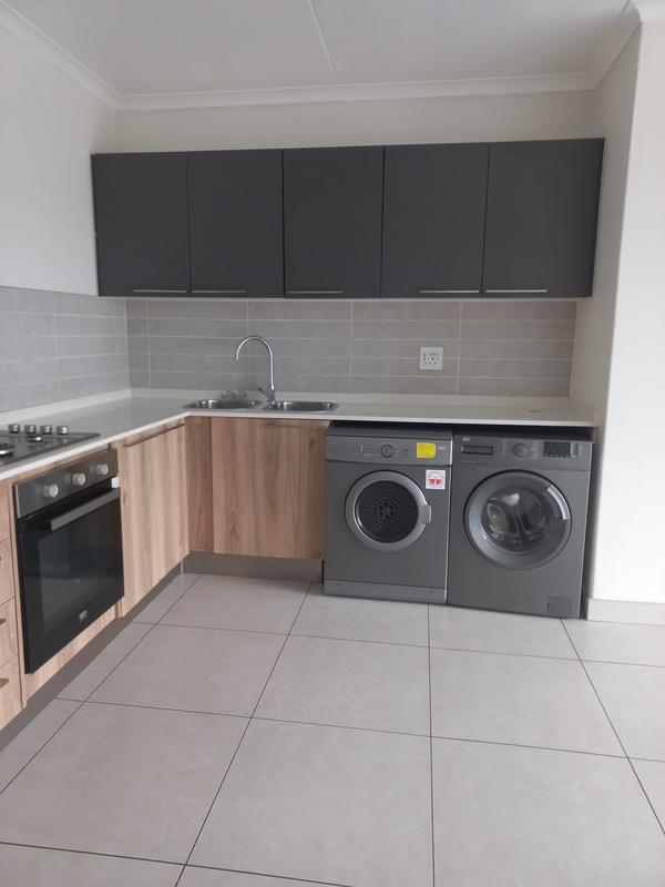 To Let 1 Bedroom Property for Rent in Modderfontein Gauteng