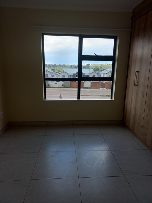 To Let 1 Bedroom Property for Rent in Modderfontein Gauteng