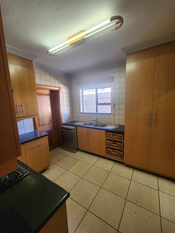 4 Bedroom Property for Sale in Claudius Gauteng