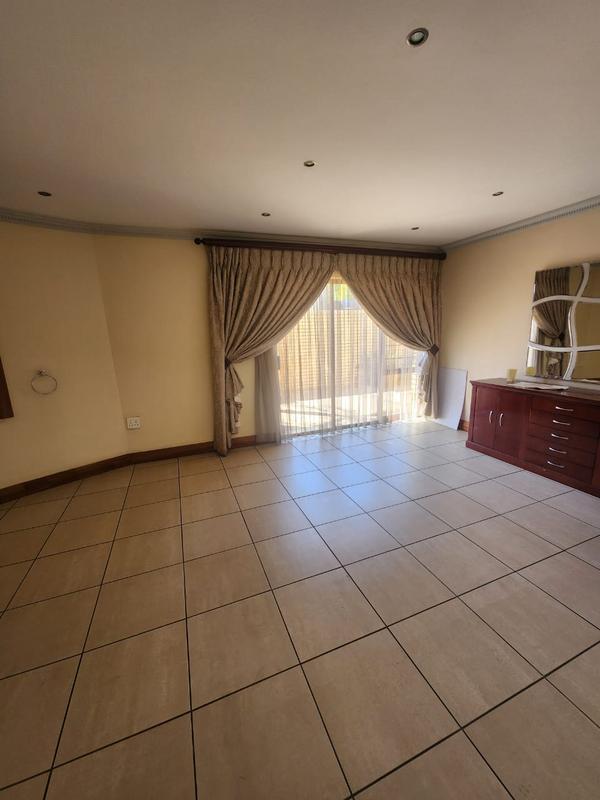 4 Bedroom Property for Sale in Claudius Gauteng