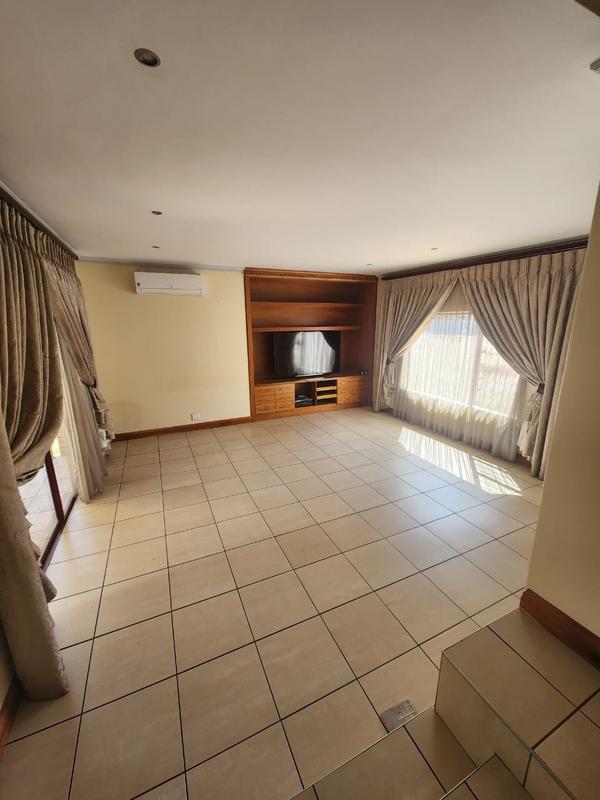 4 Bedroom Property for Sale in Claudius Gauteng