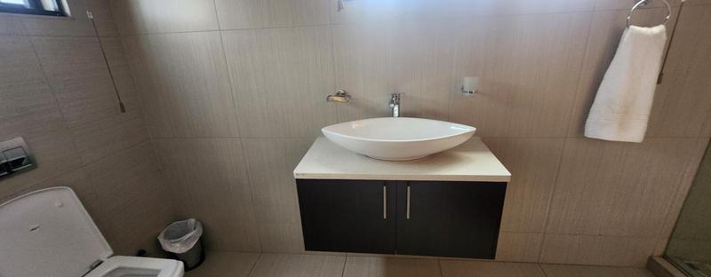 5 Bedroom Property for Sale in Bedfordview Gauteng