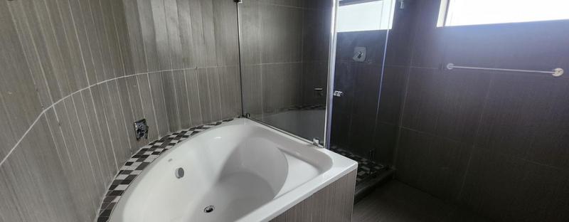 5 Bedroom Property for Sale in Bedfordview Gauteng