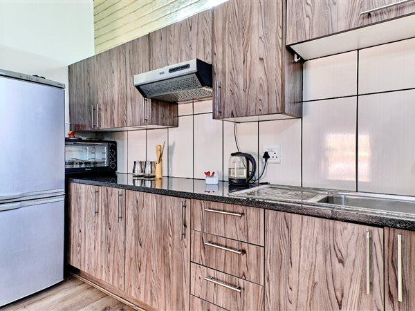 2 Bedroom Property for Sale in Woodmead Gauteng