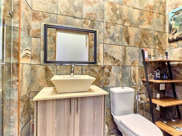 2 Bedroom Property for Sale in Woodmead Gauteng