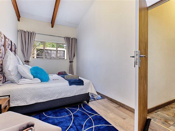 2 Bedroom Property for Sale in Woodmead Gauteng