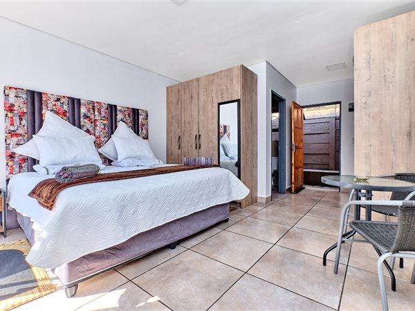 2 Bedroom Property for Sale in Woodmead Gauteng