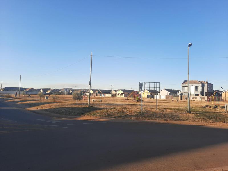 2 Bedroom Property for Sale in Savanna City Gauteng